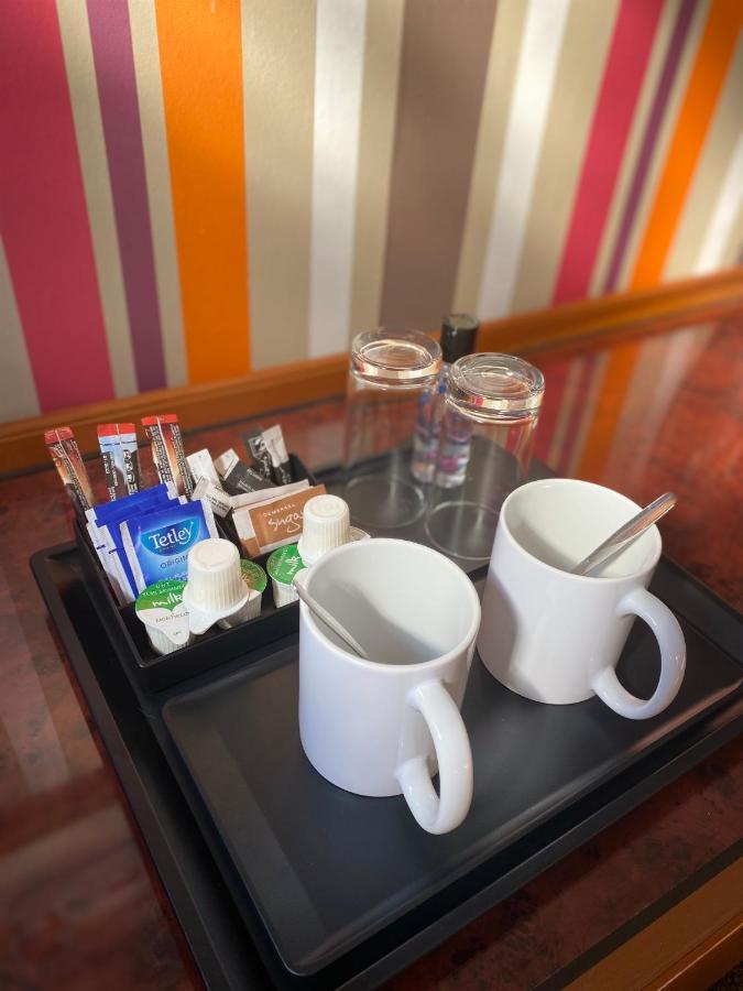 The Whistle And Flute Hotel Barnetby le Wold Kültér fotó