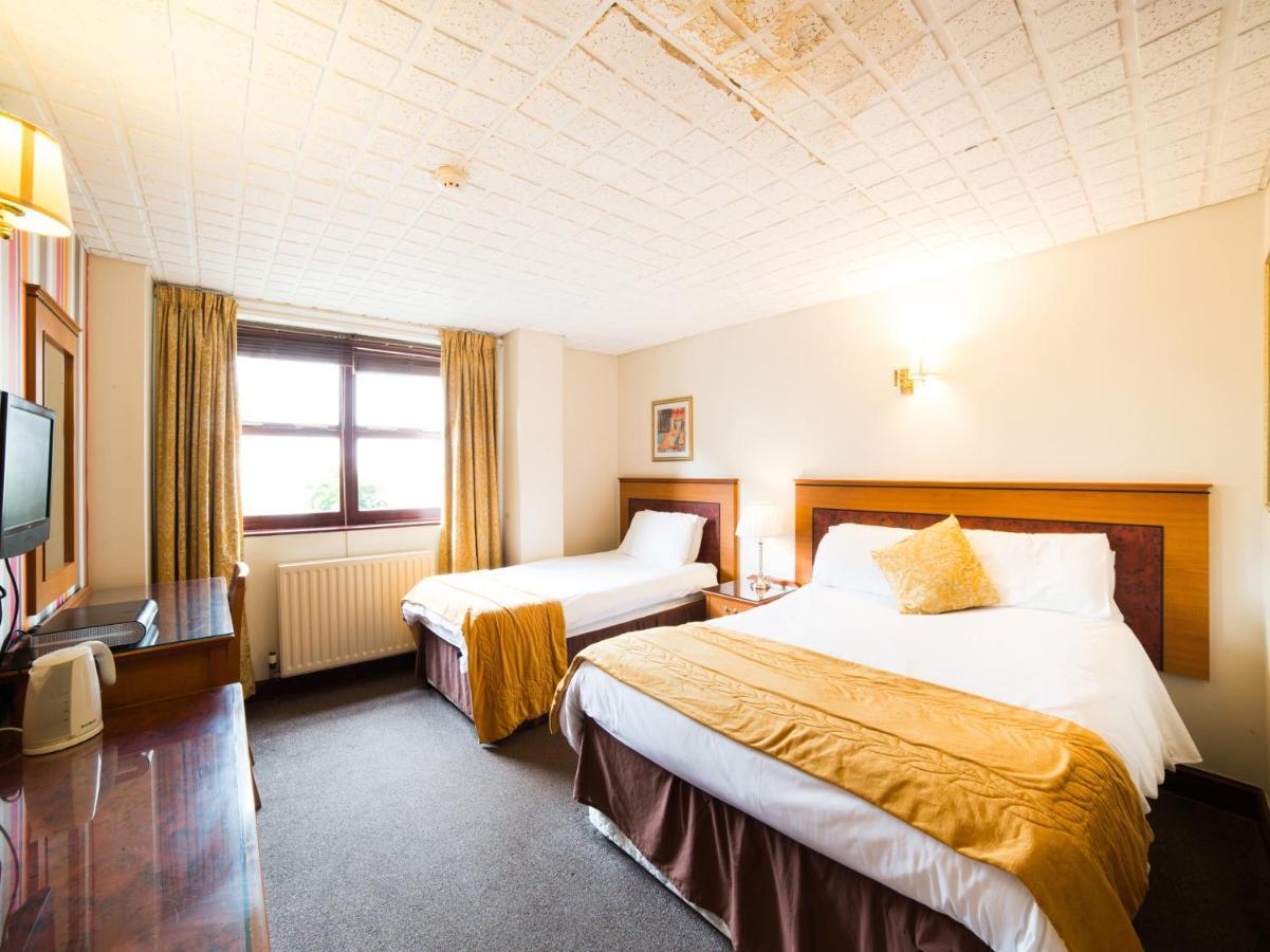 The Whistle And Flute Hotel Barnetby le Wold Kültér fotó